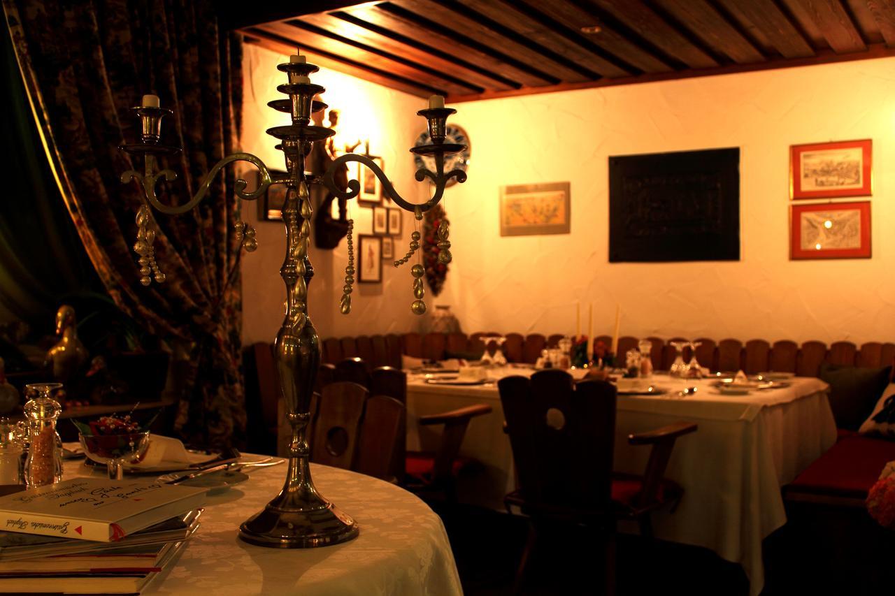 Hotel-Restaurant Lindenhof Kreuzwertheim Exteriör bild