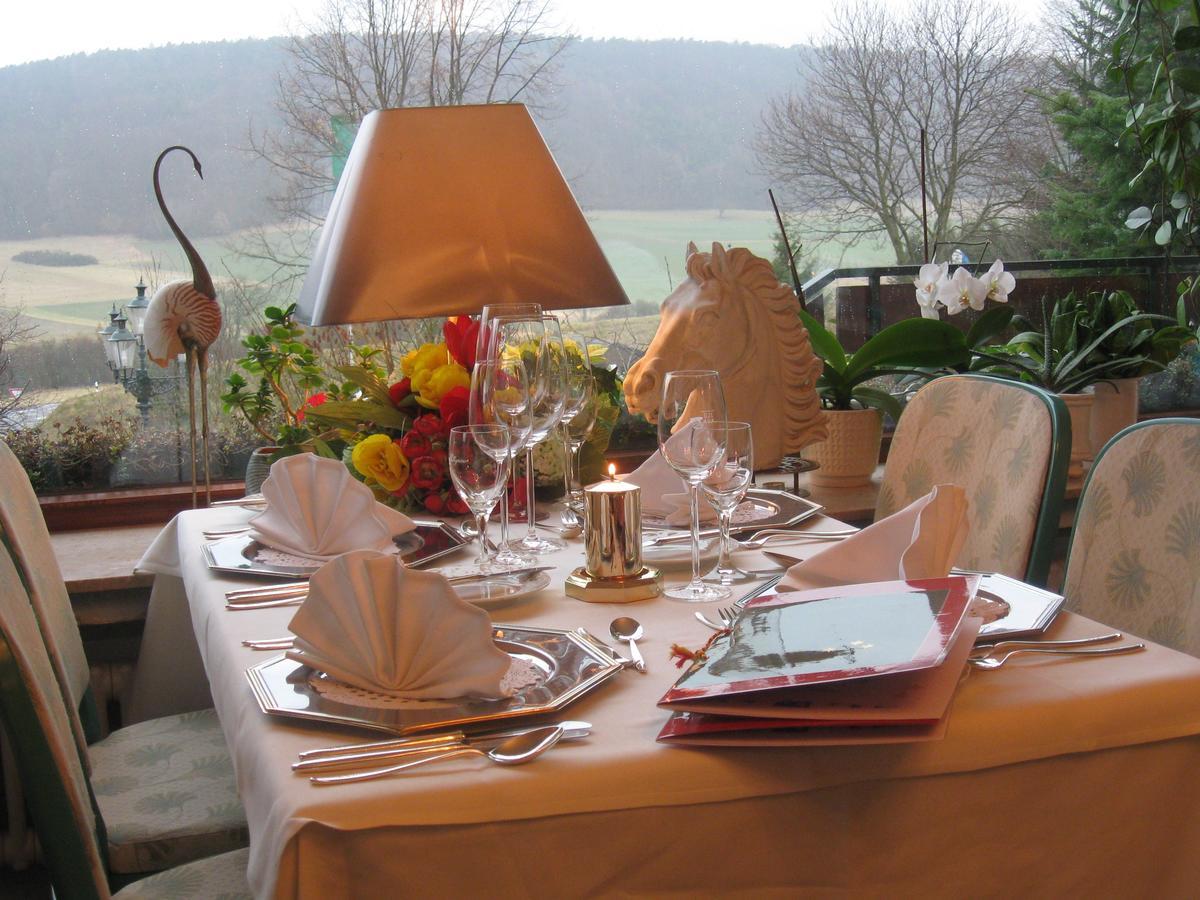 Hotel-Restaurant Lindenhof Kreuzwertheim Exteriör bild