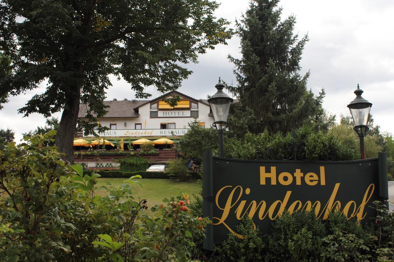 Hotel-Restaurant Lindenhof Kreuzwertheim Exteriör bild